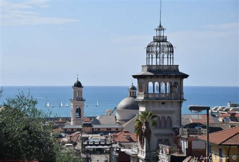 Chiavari, the town of the medieval arcades! 